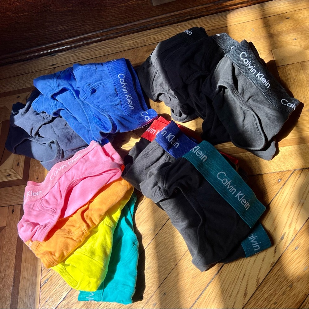 Calvin Klein men’s briefs. 16 pair sold together in one lot. Size Medium.